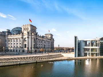 KOALITIONSVERTRAG IG Metall sieht Licht und Schatten jetzt müssen Taten folgen